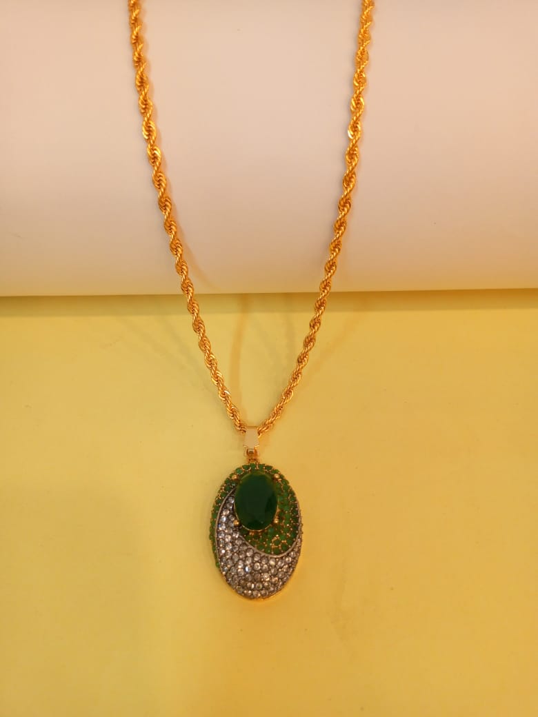 Emerald Enchantment Locket Set