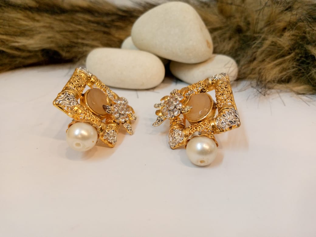 Pearlized Gold Earrings