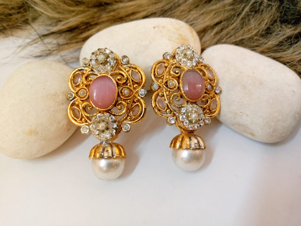 Pearl Blush Earrings