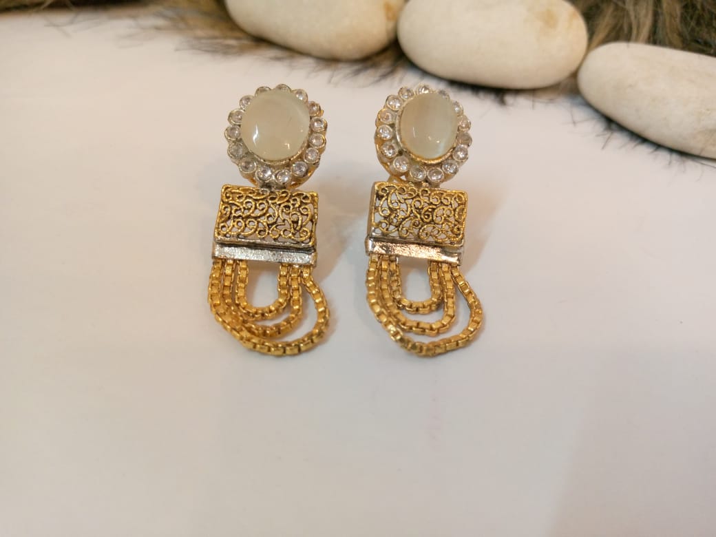 Shimmering Ivory Elegance Earrings