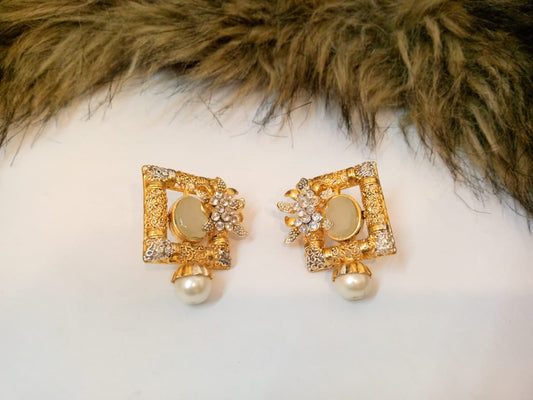 Pearlescent Gold Earrings