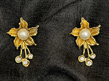 LuxePearl Gold Earrings